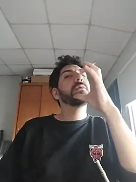 Snapshot of nicedick_bro chatting on 11/20/25, 10:15 nicedick bro online show from 11/20/25, 10:15