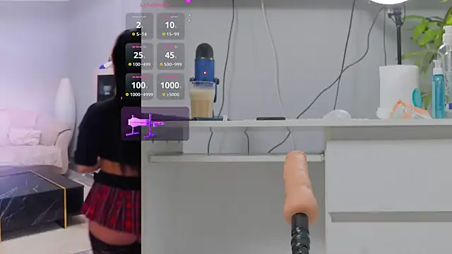 Snapshot of luckyalice_ chatting on 09/11/25, 07:03 luckyalice online show from 09/11/25, 07:03