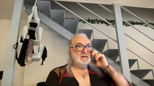 Snapshot of EroticVenetian chatting on 03/08/25, 07:05 EroticVenetian online show from 03/08/25, 07:05