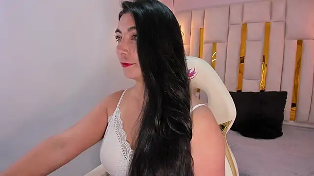 Karla hernandez  online show from 02/17/25, 11:13