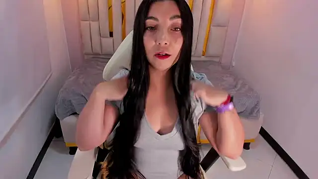 Karla hernandez  online show from 03/01/25, 11:06