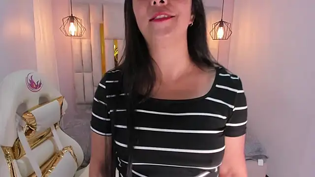 Karla hernandez  online show from 03/12/25, 05:17