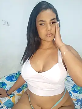 AntonellaShot online show from 11/02/25, 07:38