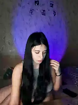 Snapshot of Fregida chatting on 02/09/25, 06:47 Fregida online show from 02/09/25, 06:47