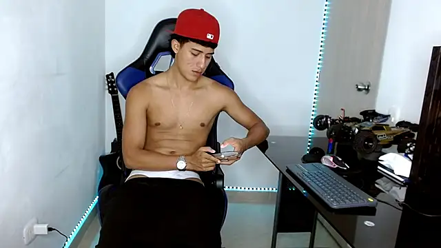 Snapshot of Juan_da01 chatting on 02/17/25, 01:58 Juan da01 online show from 02/17/25, 01:58