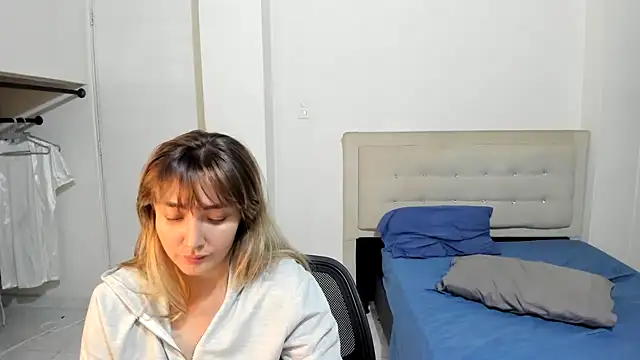 katy pp online show from 11/18/25, 01:55