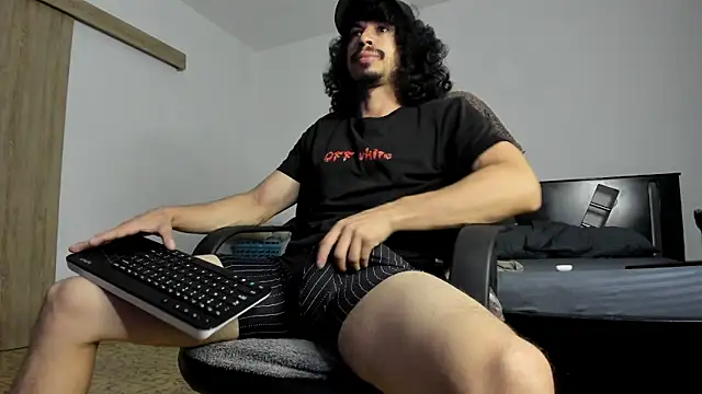 TristanWoods online show from 04/08/26, 09:31