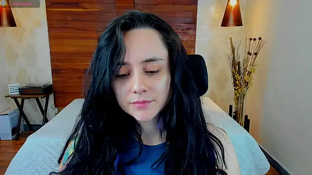 KatherineBond online show from 01/29/25, 12:22