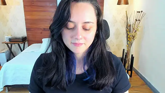 KatherineBond online show from 03/20/25, 11:34