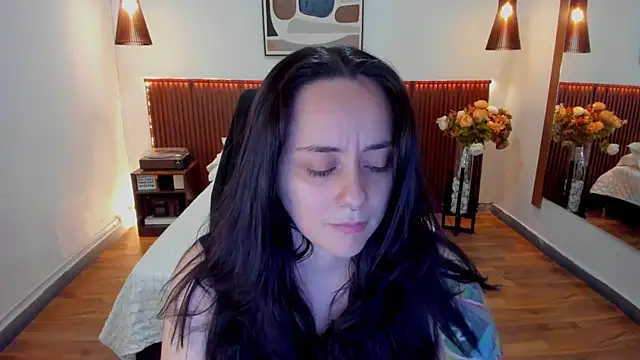 KatherineBond online show from 06/02/26, 07:16