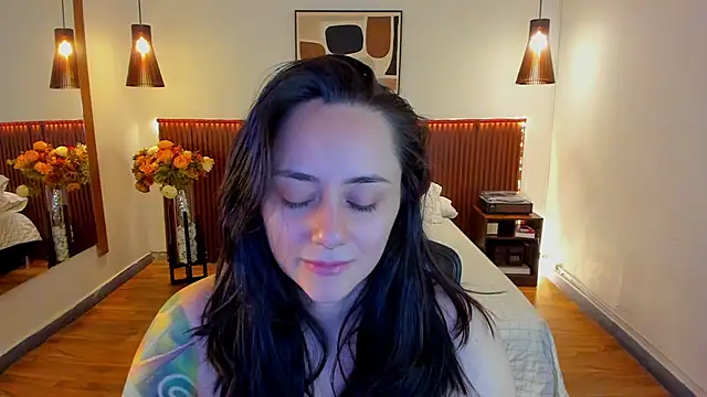 KatherineBond online show from 06/16/26, 06:43