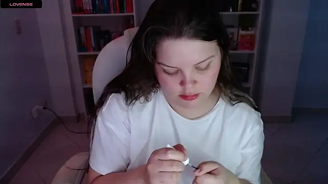 Snapshot of Gabiwaifu chatting on 01/19/25, 08:50 Gabiwaifu online show from 01/19/25, 08:50