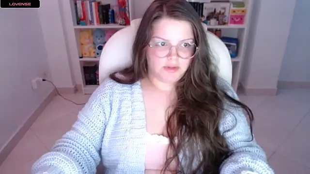 Snapshot of Gabiwaifu chatting on 02/09/25, 04:25 Gabiwaifu online show from 02/09/25, 04:25