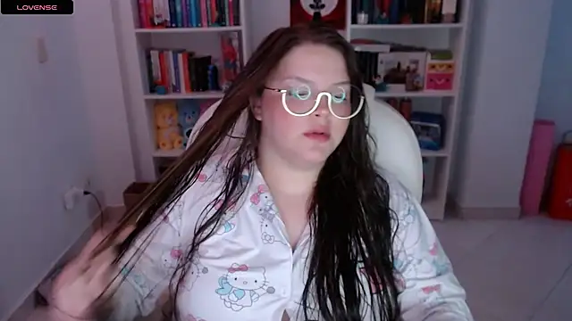 Snapshot of Gabiwaifu chatting on 03/02/25, 12:20 Gabiwaifu online show from 03/02/25, 12:20