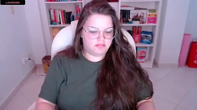 Snapshot of Gabiwaifu chatting on 03/07/25, 09:27 Gabiwaifu online show from 03/07/25, 09:27