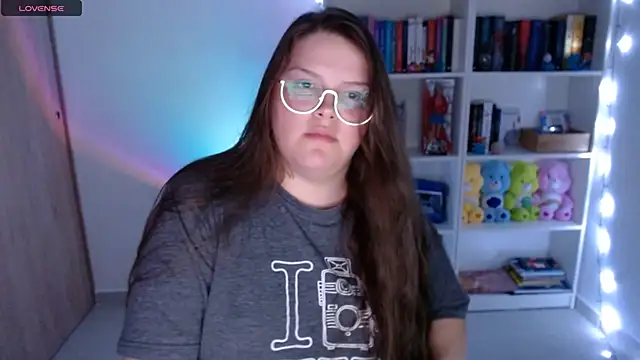 Snapshot of Gabiwaifu chatting on 03/17/25, 02:30 Gabiwaifu online show from 03/17/25, 02:30