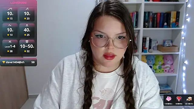 Snapshot of Gabiwaifu chatting on 03/20/25, 04:51 Gabiwaifu online show from 03/20/25, 04:51