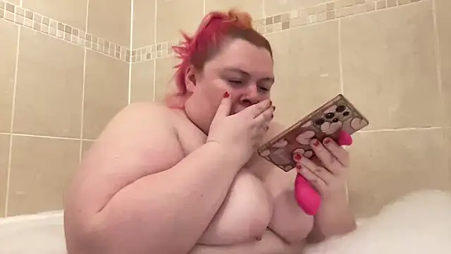 Snapshot of bbw_olive_peach chatting on 02/20/25, 08:36 bbw olive peach online show from 02/20/25, 08:36