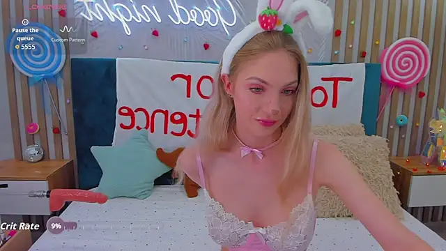 Snapshot of Emilly_Hart chatting on 10/23/25, 03:17 Emilly Hart online show from 10/23/25, 03:17