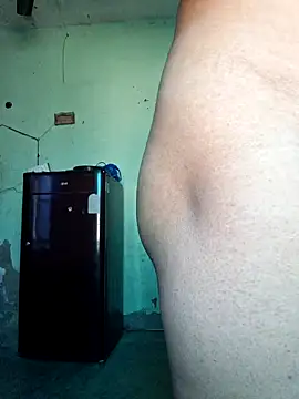 Priya Bong online show from 11/16/25, 06:52