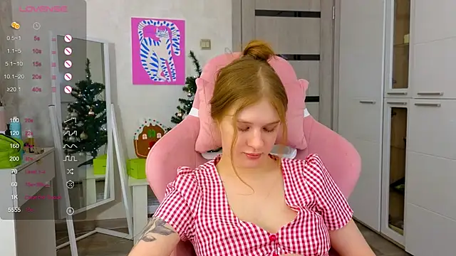 TrissMerigold9 online show from 01/11/26, 09:36