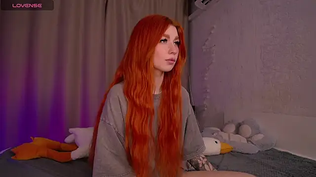 Evaa Moonn  online show from 12/13/24, 02:05