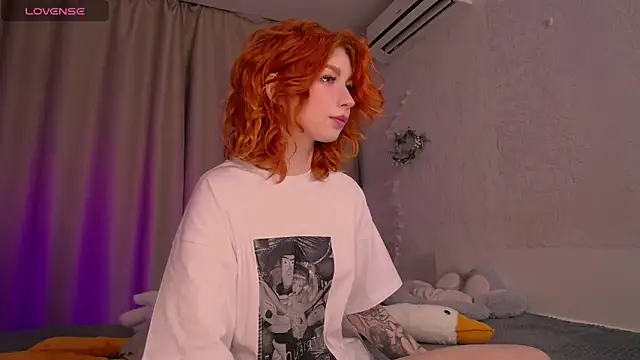 Evaa Moonn  online show from 01/27/25, 10:49