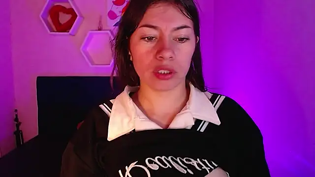 Snapshot of AnnaliOlsenX chatting on 01/15/25, 01:41 AnnaliOlsenX online show from 01/15/25, 01:41