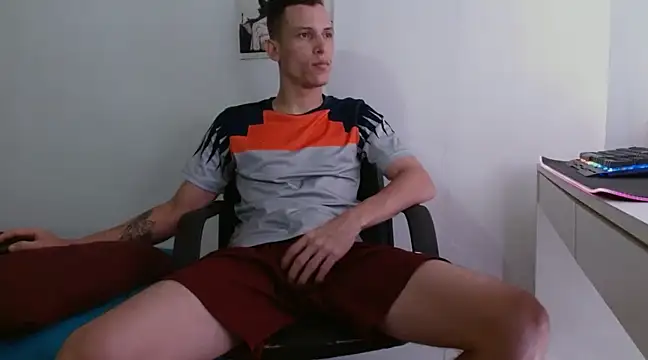 deividcloud36 online show from 01/08/25, 02:03