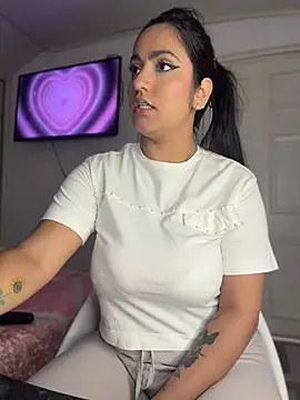 JazminTaylor online show from 06/28/26, 04:46