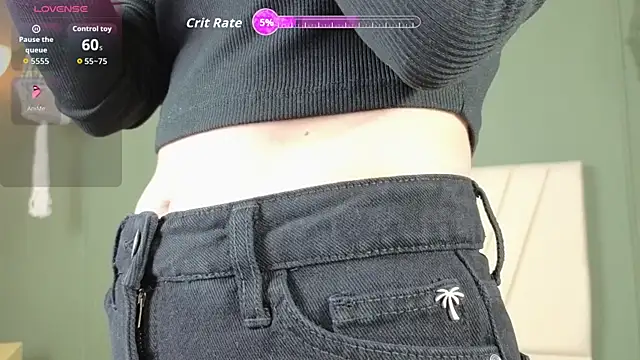 LILA ELLIOT online show from 03/04/26, 07:42