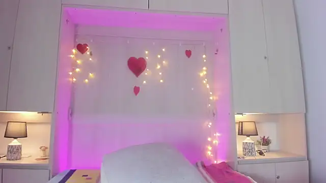 tamaraa smiith online show from 02/28/26, 07:48