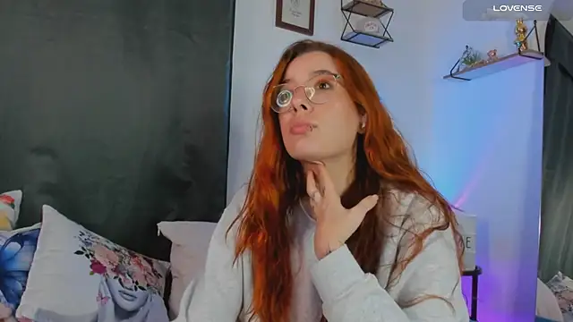 Snapshot of Manuela_monroe chatting on 09/27/25, 03:22 Manuela monroe online show from 09/27/25, 03:22