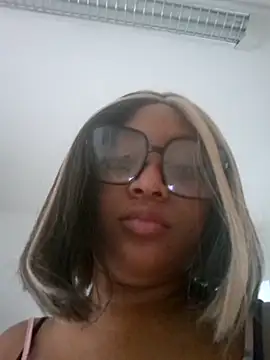 Adelehottman online show from 11/07/25, 12:49