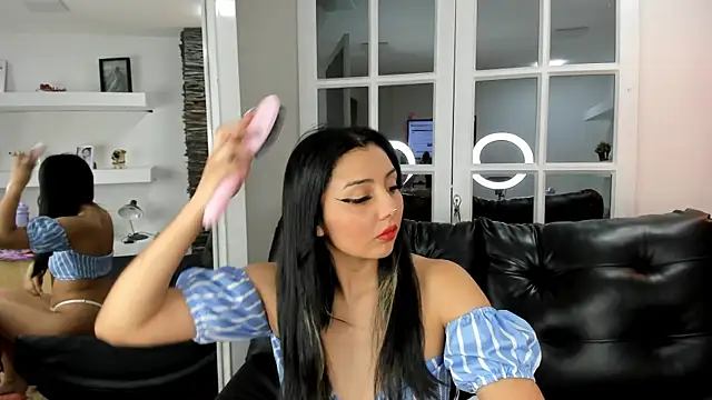 Snapshot of miss_lizith chatting on 01/21/25, 11:03 miss lizith online show from 01/21/25, 11:03