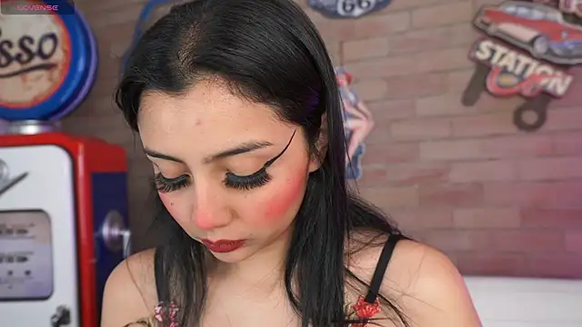 miss lizith online show from 06/26/26, 11:03