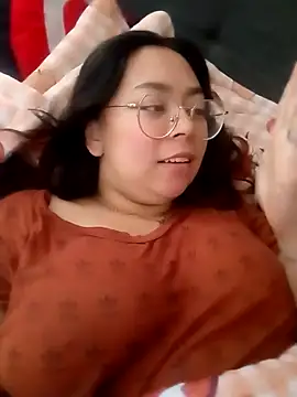 Peach-Lawrence online show from 12/13/24, 05:43