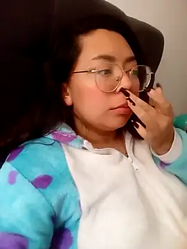 Peach-Lawrence online show from 12/19/24, 12:01