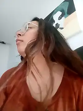 Peach-Lawrence online show from 12/19/24, 11:03