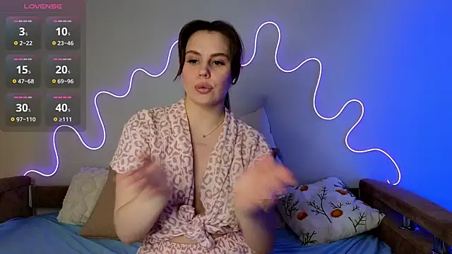 Snapshot of Aisha_Riley chatting on 03/05/25, 03:07 Aisha Riley online show from 03/05/25, 03:07