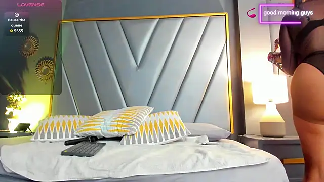 Snapshot of BrendaAdams_ chatting on 09/26/25, 11:03 BrendaAdams online show from 09/26/25, 11:03