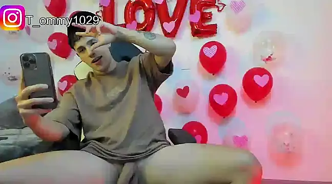 Snapshot of Tommy_Jos chatting on 02/12/25, 11:51 Tommy Jos online show from 02/12/25, 11:51