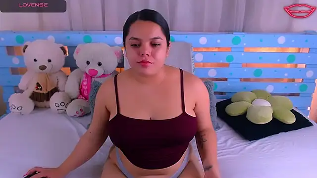 Sara-04 online show from 01/30/25, 12:50