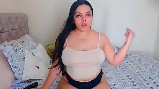 Sara-04 online show from 10/07/25, 11:24