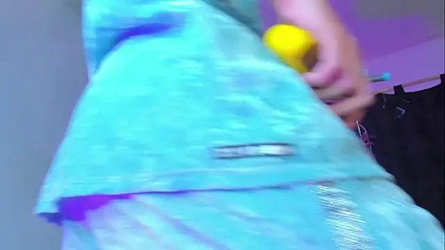 Snapshot of visaelX chatting on 12/04/24, 01:31 visaelX online show from 12/04/24, 01:31