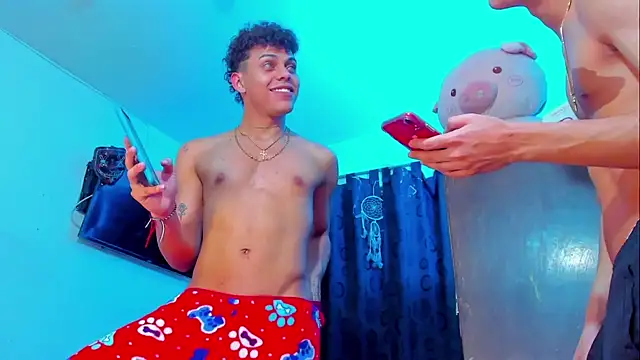 Snapshot of visaelX chatting on 12/18/24, 11:40 visaelX online show from 12/18/24, 11:40