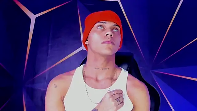 Snapshot of visaelX chatting on 01/27/25, 12:33 visaelX online show from 01/27/25, 12:33