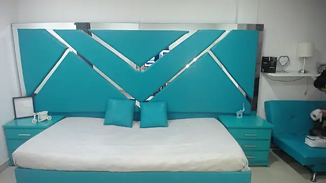  Miaaleon online show from 03/13/25, 07:17