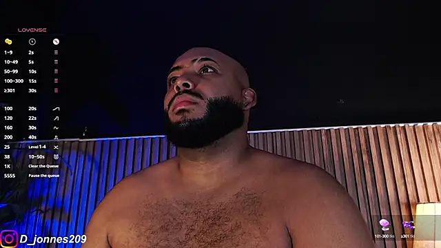 Snapshot of DilanJonnes_ chatting on 10/05/25, 09:56 DilanJonnes  online show from 10/05/25, 09:56