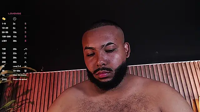 Snapshot of DilanJonnes_ chatting on 10/24/25, 10:06 DilanJonnes  online show from 10/24/25, 10:06